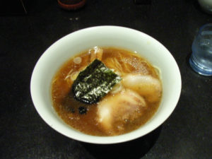 「支那そばや」の醤油らぁ麺：新横浜の「ラーメン博物館」へ行く