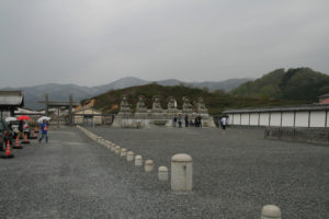 入口側のお地蔵さん：恐山を参拝する － 青森県の旅
