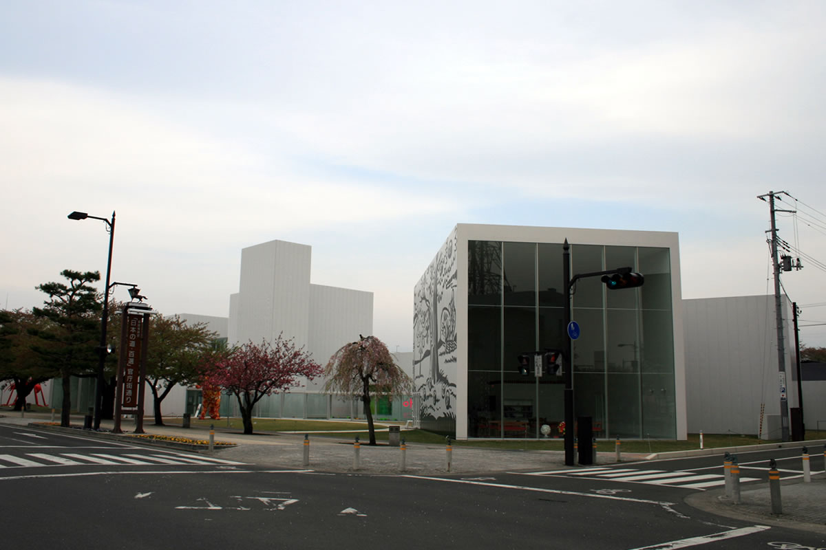 十和田市現代美術館を観る － 青森県の旅