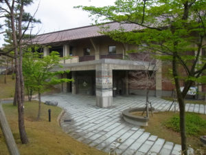 美術館の入口：石川県九谷焼美術館に行く