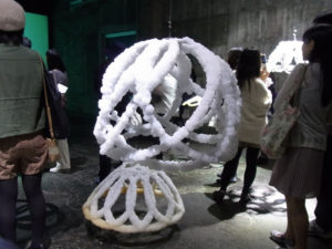 巨大な何かの結晶：横浜で開催している「ヨコハマトリエンナーレ2011」を観る