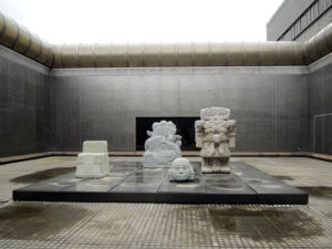 インカやマヤ、アステカの石像：国立民族学博物館へ行く
