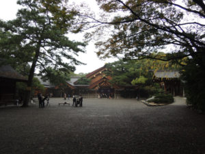奥は神楽殿（神楽殿）：名古屋の熱田神宮を参拝しました