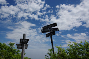 日差しが痛いぐらいの快晴