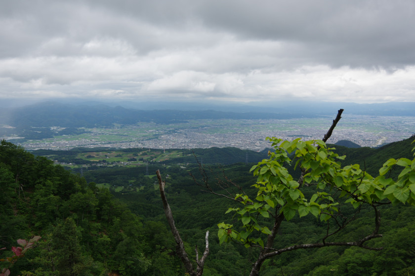 蔵王の瀧山（りゅうざん）に登ろうとするが…。2014年6月