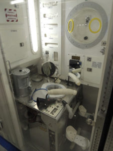 トイレ：国際宇宙ステーション（ISS）：日本科学未来館を見学する