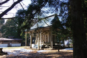 頂上にある虚空蔵堂：県民の森から白鷹山に登る － 2014年11月