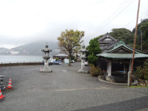関門橋のたもとの和布刈神社：関門トンネルを歩く － 福岡県から山口県へ