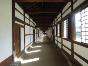 北側の回廊：高岡市にある瑞龍寺を参拝する